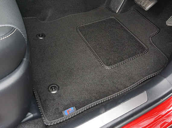 Black Carpet Car Mats With Orange Check For Nissan Note 2013 2017