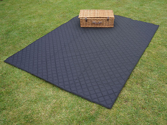 Black Quilted Picnic Blanket